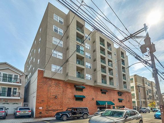 2nd image of 318 54th St APT 4G