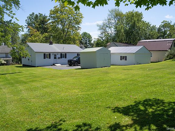 5th image of 12 Winthrop Avenue