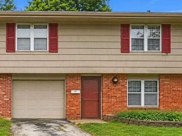 8820 James A Reed Rd, Kansas City, MO 64138