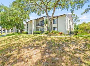 2523 Pine Ridge Way S APT C2, Palm Harbor, FL 34684