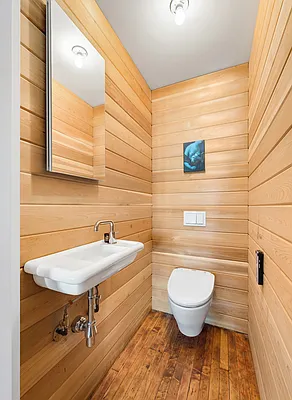 Sold by Compass | media 10