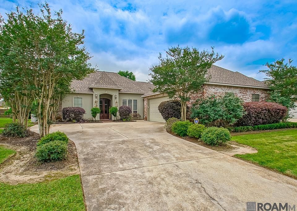 1st image of 13370 Brookcrest Dr