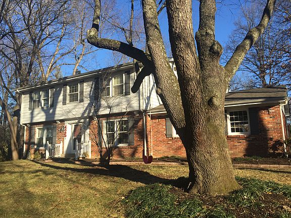 2nd image of 425 Shadybrook Dr