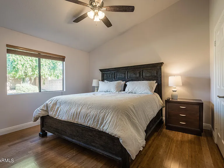 6444 E Sandra Ter — Photo 11