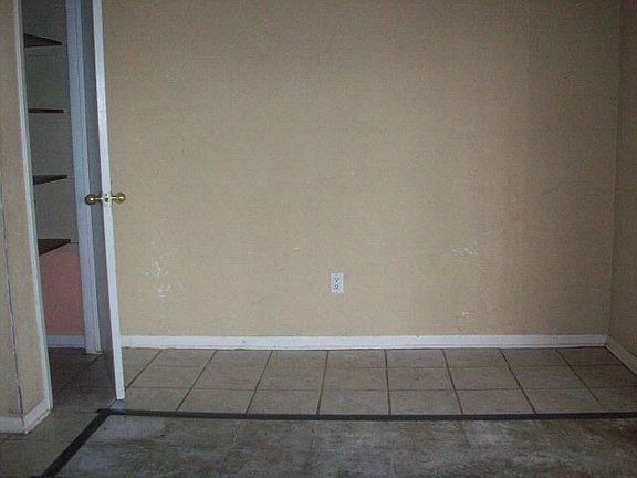 4th image of 100 Seascape Dr APT C