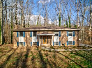 110 Montreal Ln, Oak Ridge, TN 37830