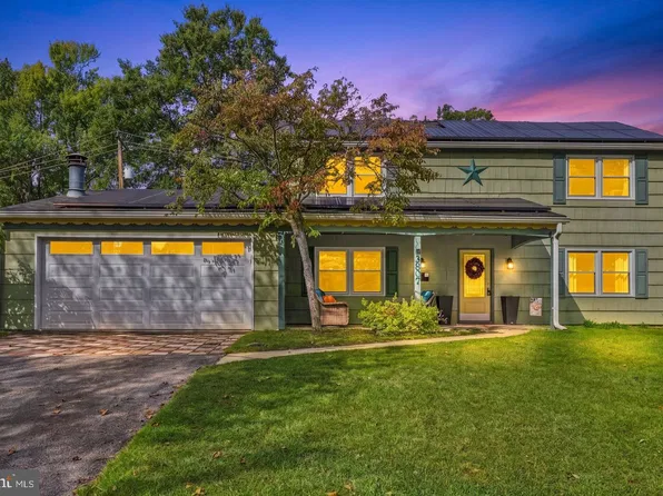 3807 Winchester Ln, Bowie, MD 20715