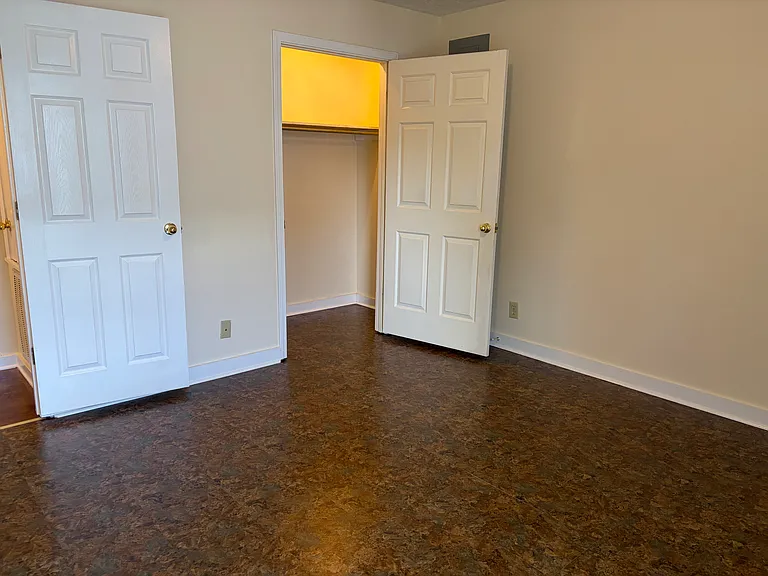 31 Cottage Ln — Photo 11