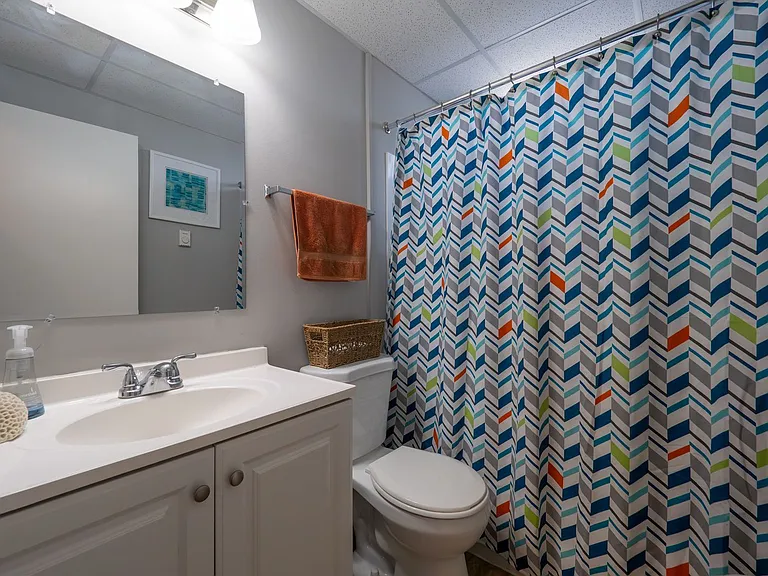 Allen Creek Apartments — Photo 66