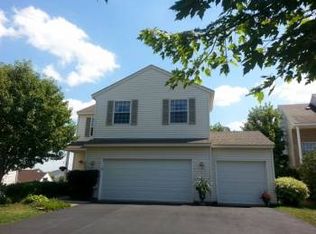 8374 Savanna Oaks Ln, Woodbury, MN 55125
