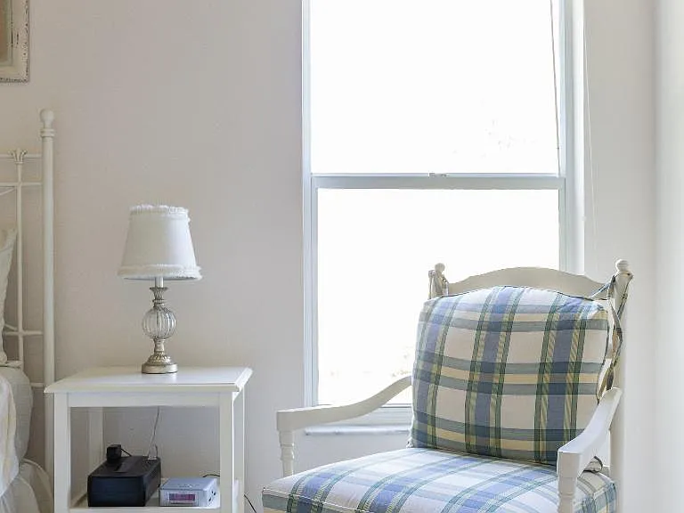 Seashore Cir — Photo 10