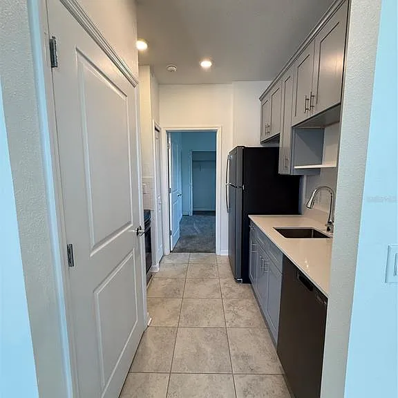 2002 Myrtle Pine St #1 — Photo 6