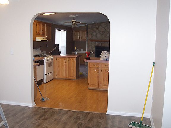 looking through to kitchen