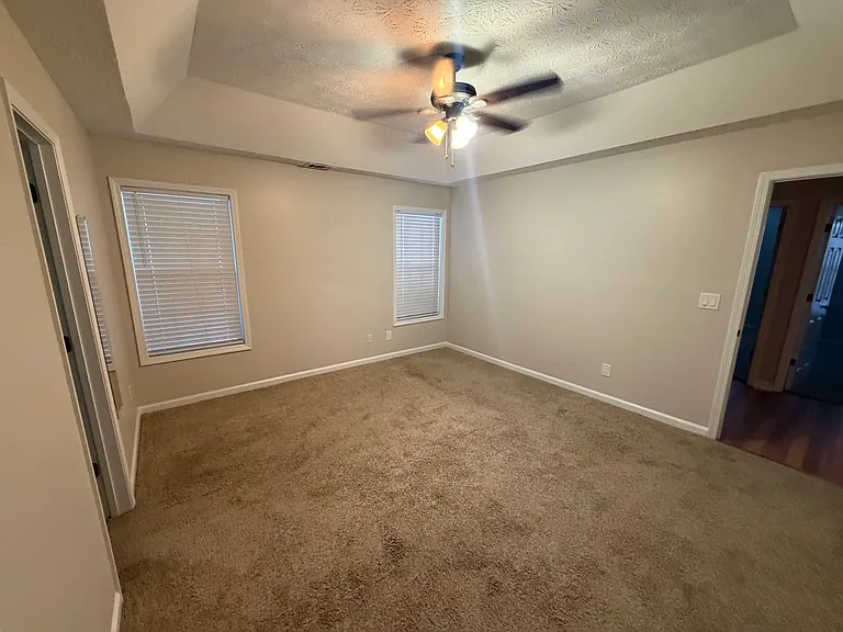 1890 Hampton Walk Ct — Photo 21