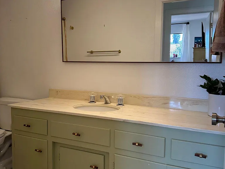 4587 Foxenwood Ln — Photo 3