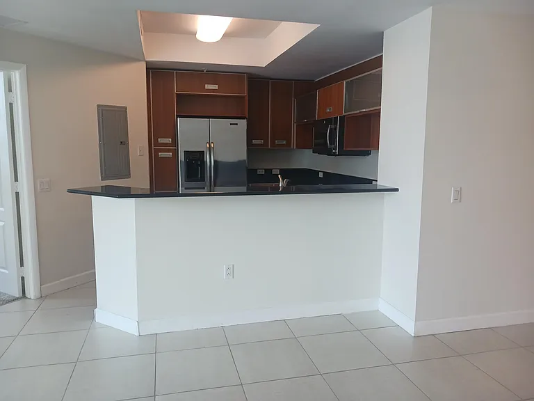 410 Evernia St #720 — Photo 7