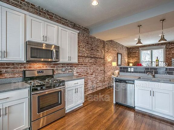 5th image of 811 S 33rd St #819