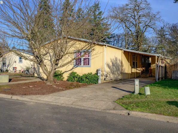 1282 E 3rd St #83, Lafayette, OR 97127