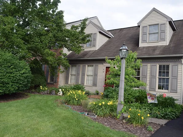 749 Fieldstone Ln, Elizabethtown, PA 17022