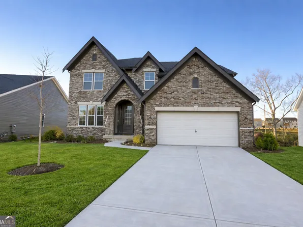 72 Clear Lake Pkwy, Hoschton, GA 30548