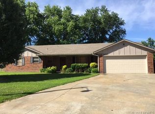 807 Patterson St, Muskogee, OK 74403