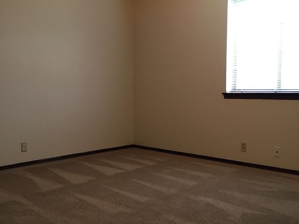 1524 McCain Lane Apartments Manhattan, KS Zillow