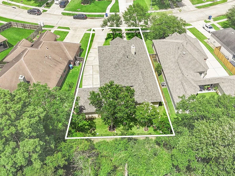 28527 Connordale Ln — Photo 41