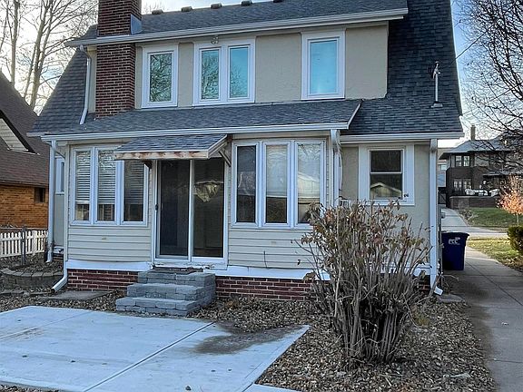 3rd image of 119 S 50th Ave