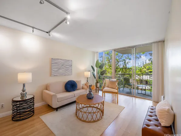 1600 Wilikina Dr APT C404, Wahiawa, HI 96786