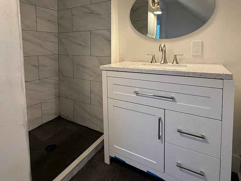 27 Meadow St #2 — Photo 1