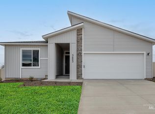 3453 E Crimson King Dr, Nampa, ID 83686