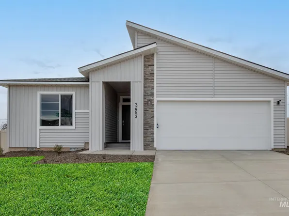 3453 E Crimson King Dr, Nampa, ID 83686