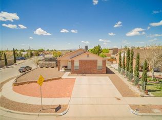 10724 Thunder Rd, Socorro, TX 79927