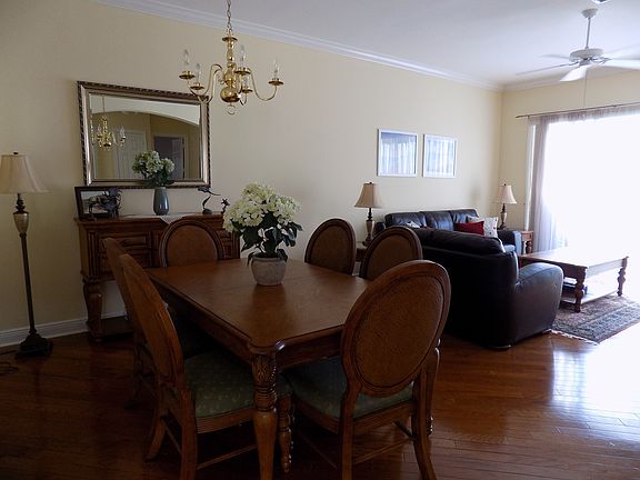 Formal Dining
