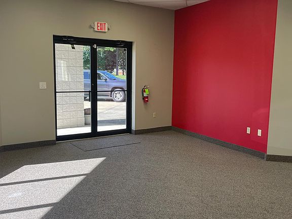 3rd image of 12235 York Rd #1A