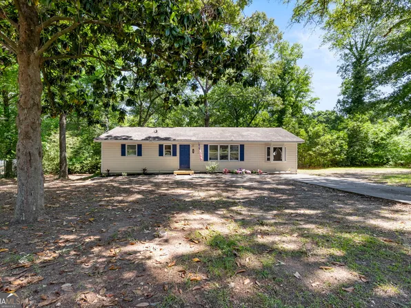 826 Oak Ridge Dr, Perry, GA 31069