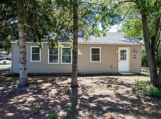 400 105th Ln NW, Coon Rapids, MN 55448