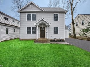 362 Westfield Rd, Scotch Plains, NJ 07076