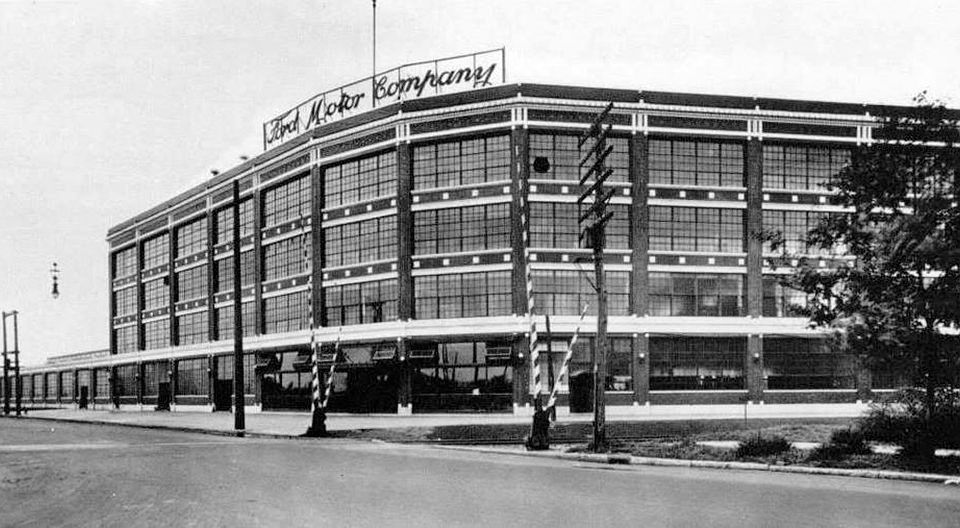 Building Photo 5