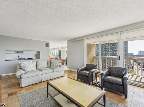 555 North Ave BLDG 555 #11F, Fort Lee Boro, NJ 07024