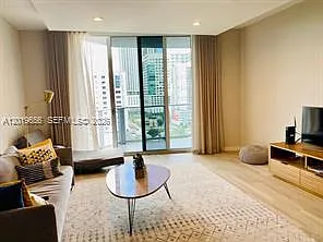 1010 SW 2nd Ave #1105 — Photo 14