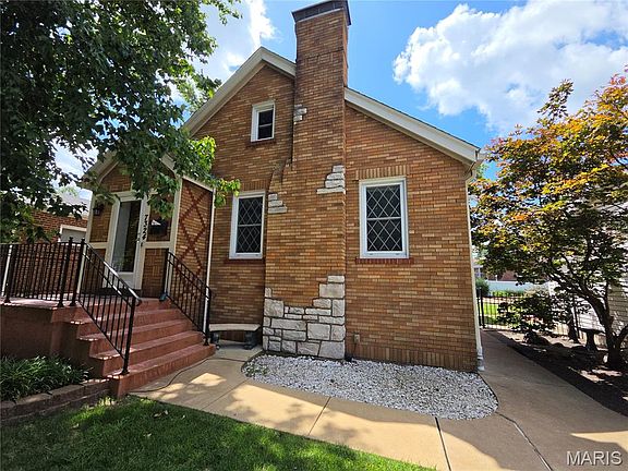 2nd image of 7324 Weil Ave