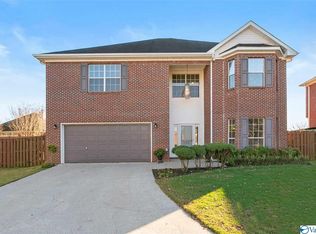 103 Lancaster Ct SW, Huntsville, AL 35824