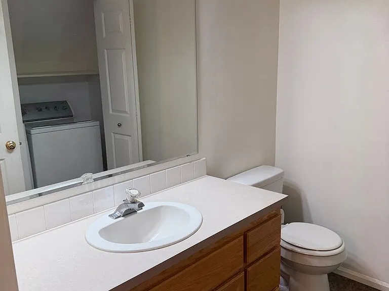 1638 Fetters Loop — Photo 16