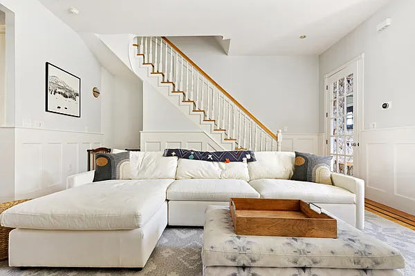 Sold by Compass | media 4