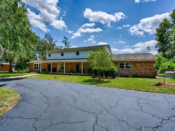 3021 SW 70th Ln, Gainesville, FL 32608