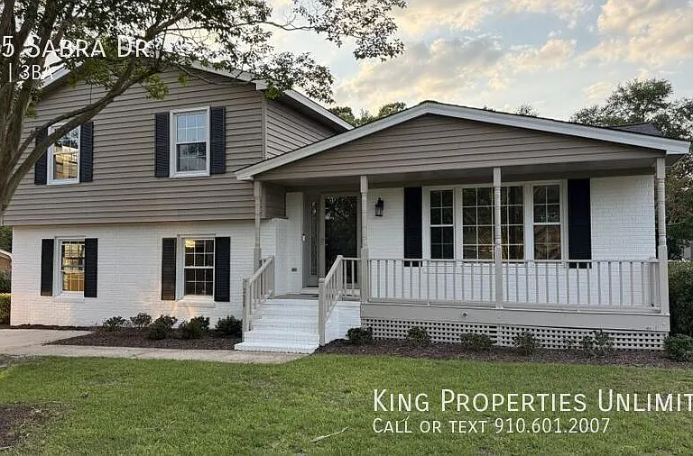 335 Sabra Dr — Photo 1