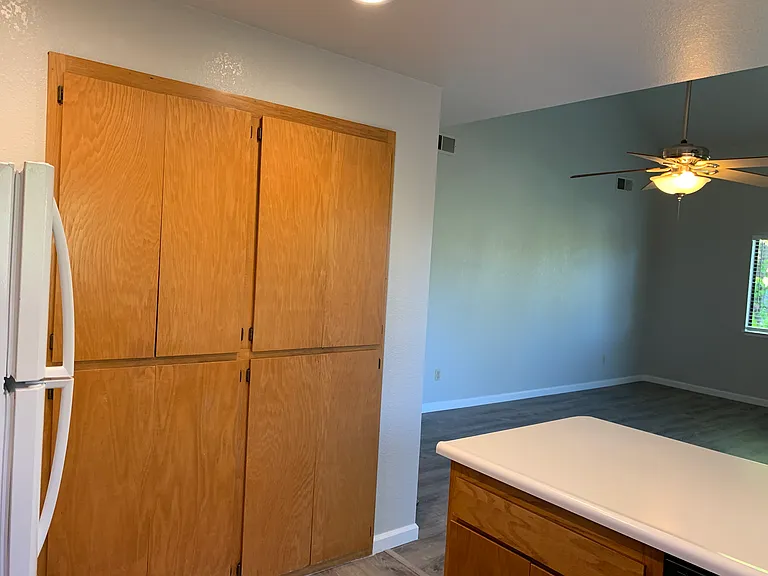 2577 Westberry Dr — Photo 6