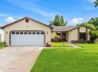 299 Cinnamon Lake Cir, Melbourne, FL 32901