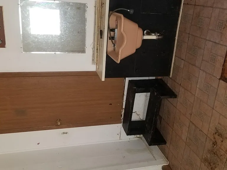 101 W Union St — Photo 25